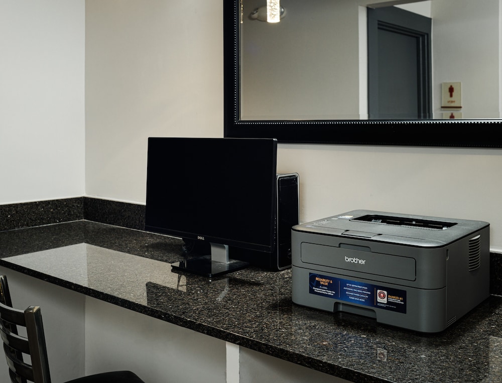 WaterWalk Extended Stay by Wyndham Atlanta - Sandy Springs 41/50
