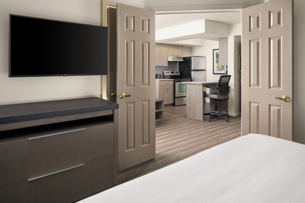 HYATT house Boston/Waltham 9/66