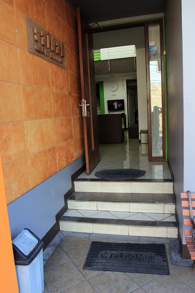 Saidah Guest House by ZUZU 7/22