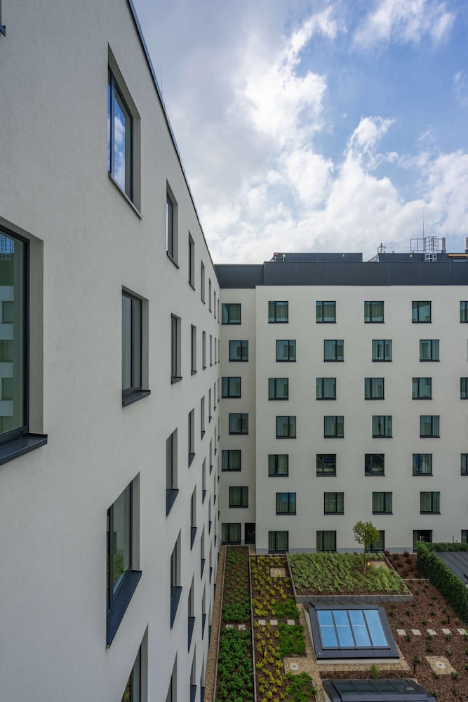 IntercityHotel Budapest in BUDAPEST