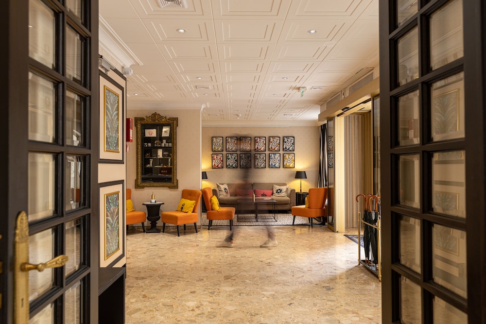 Hotel Napoleon Ajaccio 40/55