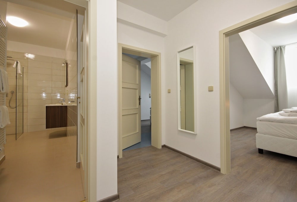 Alveo Suites 14/45