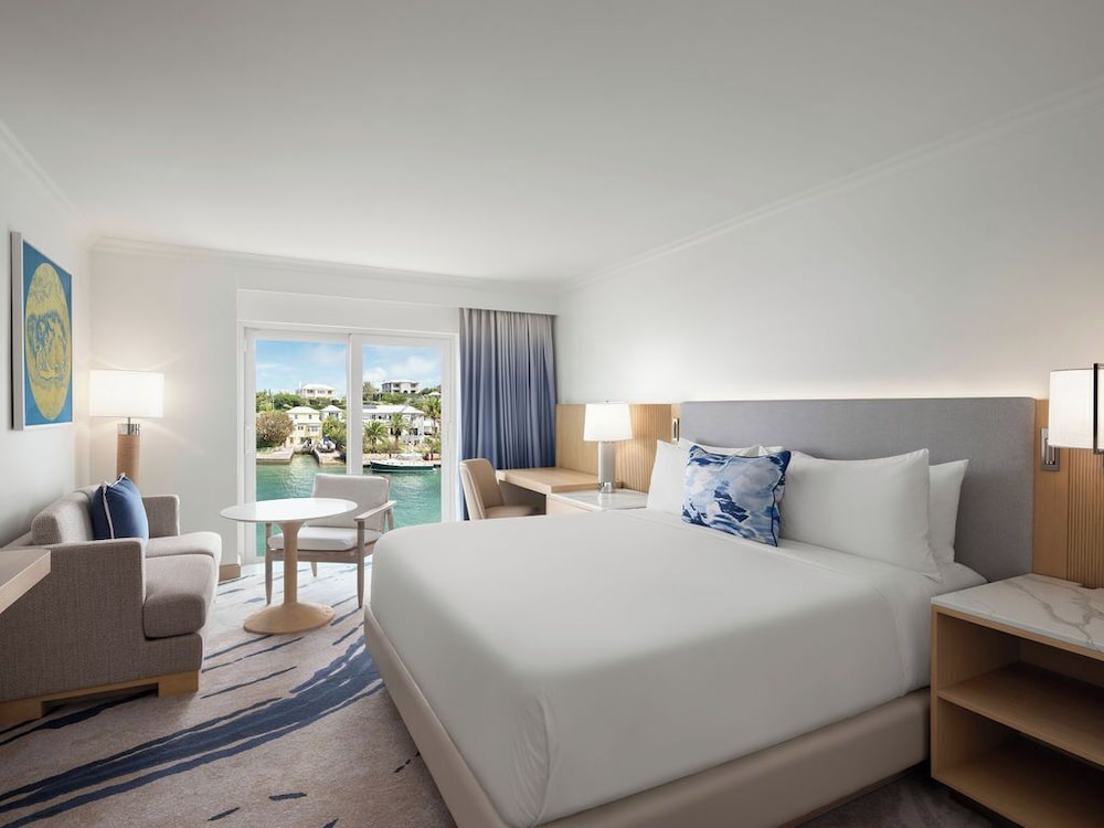 Fairmont, Luxury, King Bed