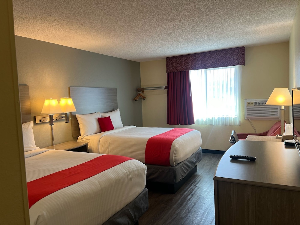 Oyo Hotel Downtown Castle Rock 21/37