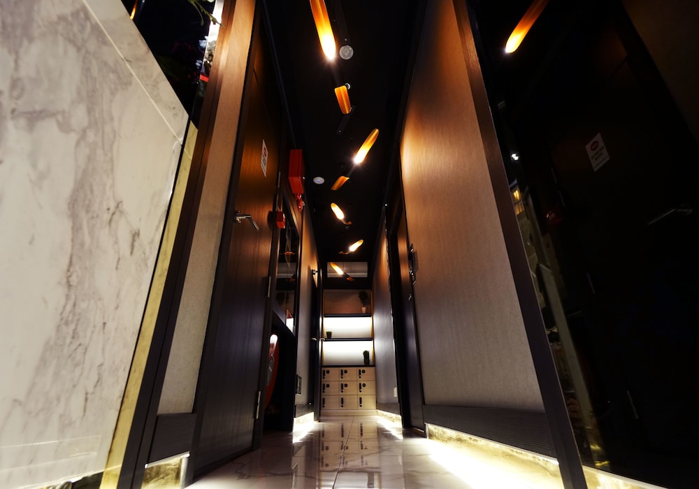 Cube Boutique Capsule Hotel Kampong Glam 24/26