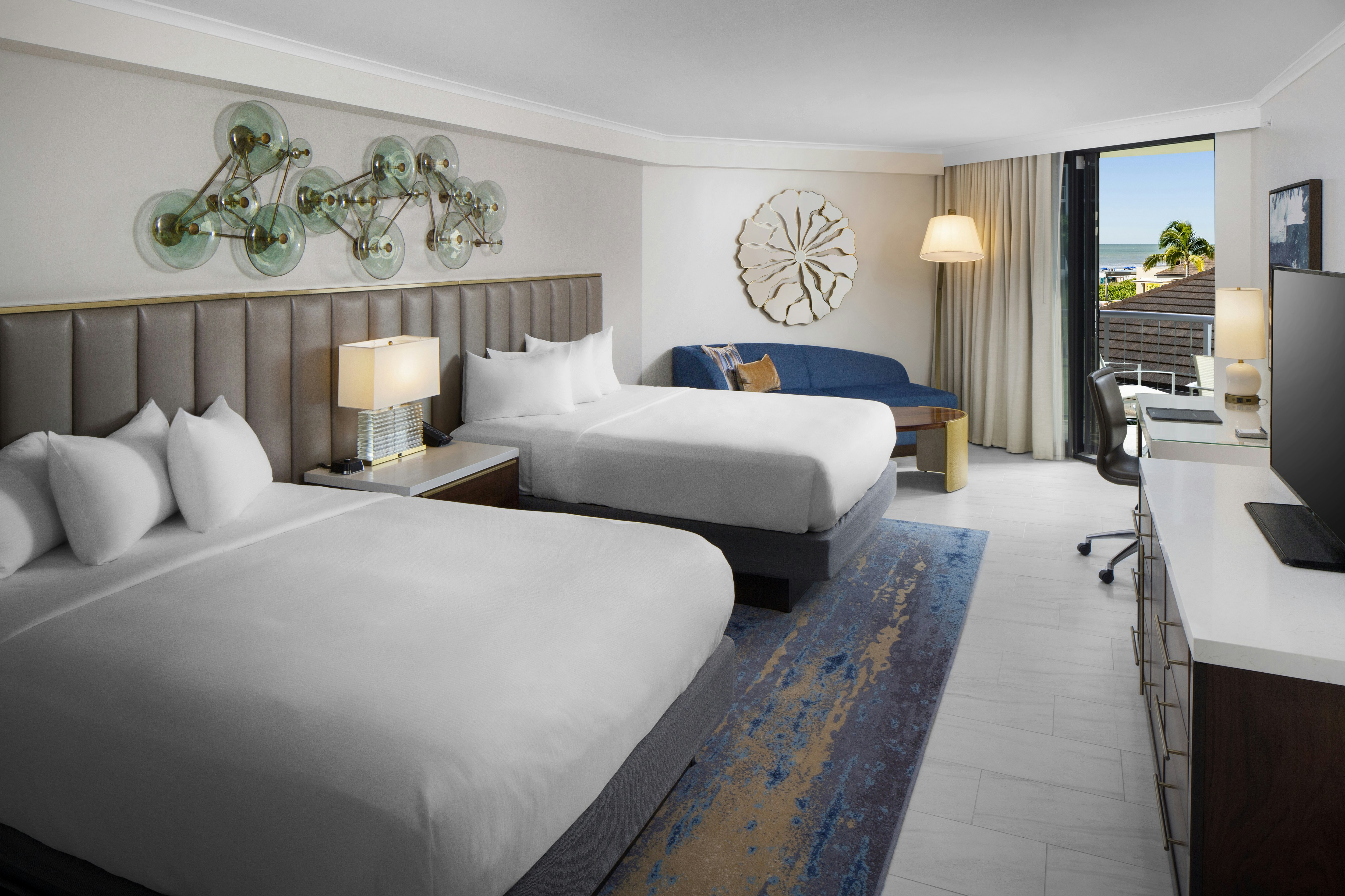 Room, 2 Queen Beds, Partial Ocean View