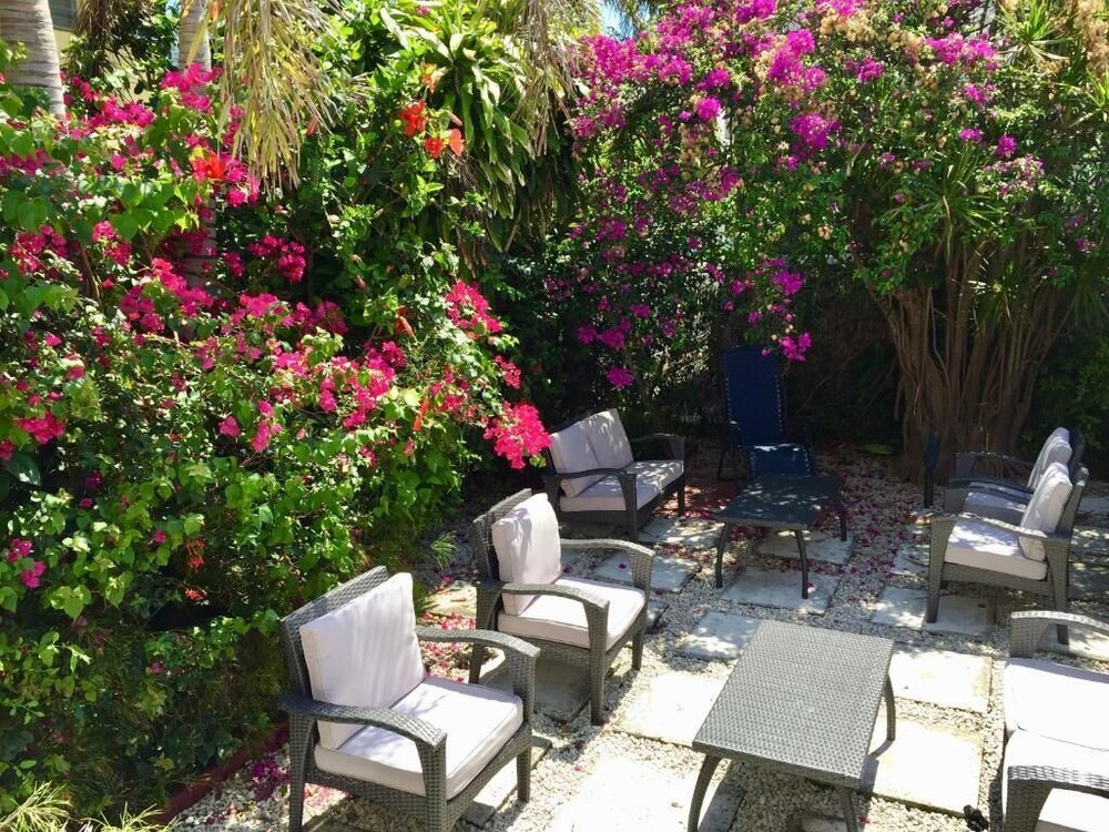 M Boutique Hotel 37/44
