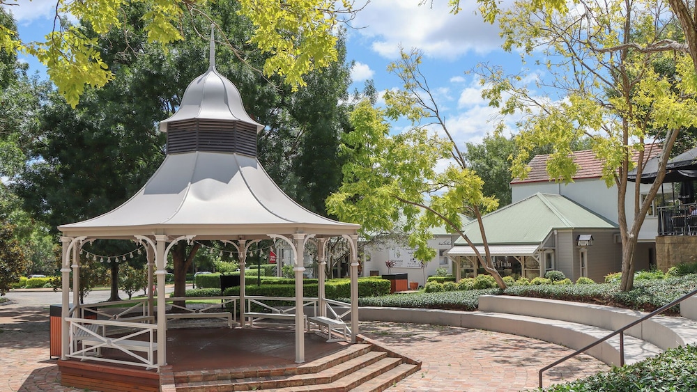 Mercure Hunter Valley Gardens 6/72