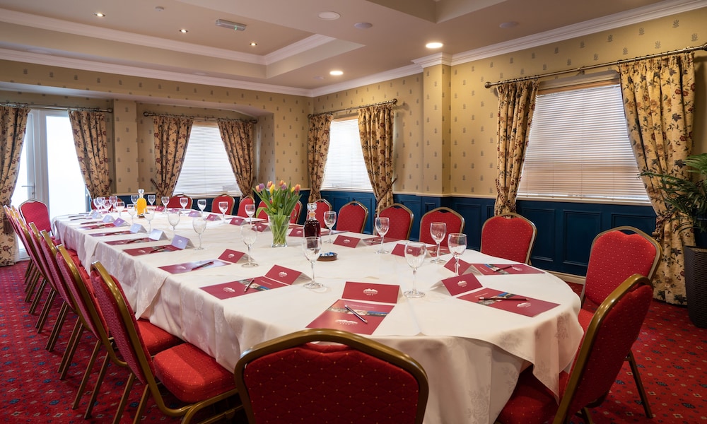 Burrendale Hotel Country Club & Spa 34/36