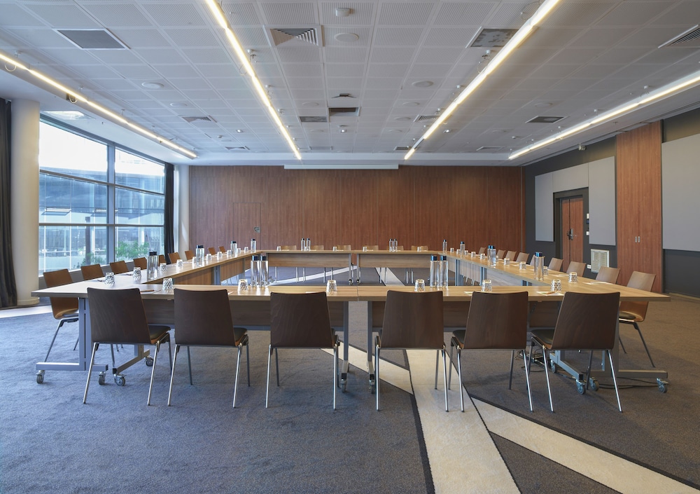 Melia Paris La Defense 62/73