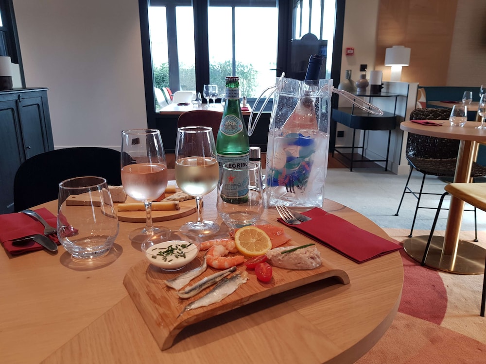 Hotel KYRIAD CARCASSONNE - Aeroport 38/49