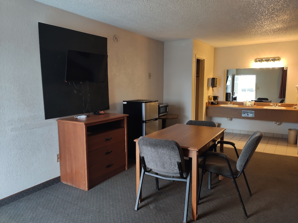 Executive Inn Hebbronville 30/43