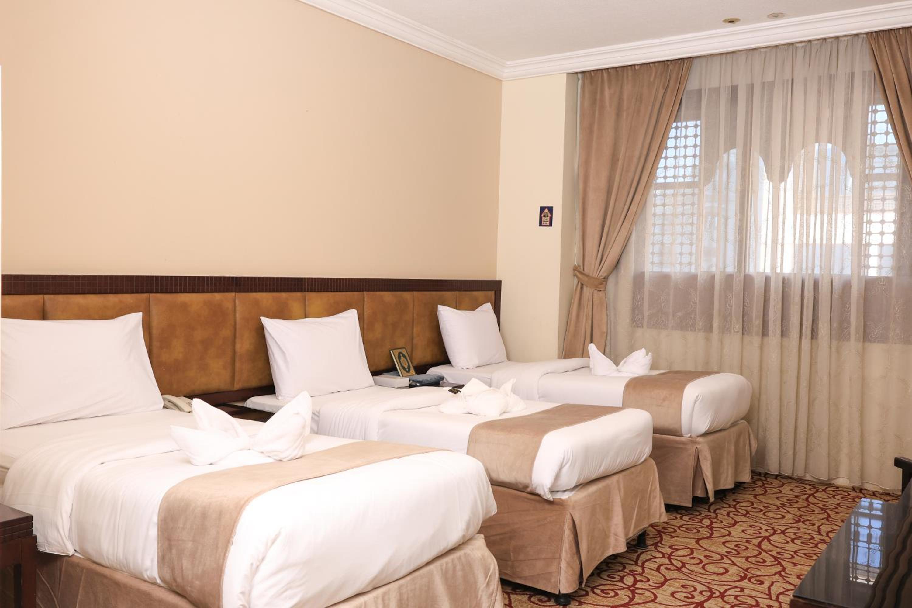 كونكورد المدينة(Al Madinah Concorde Hotel) 18/41