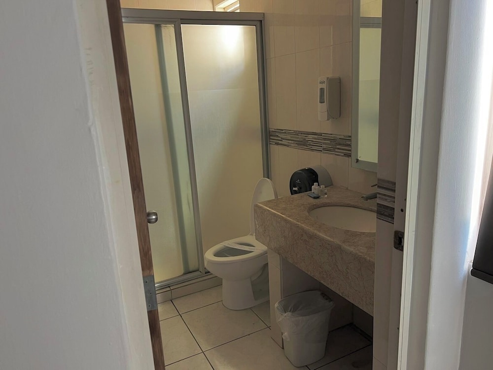 Hotel Maioris Guadalajara 42/44