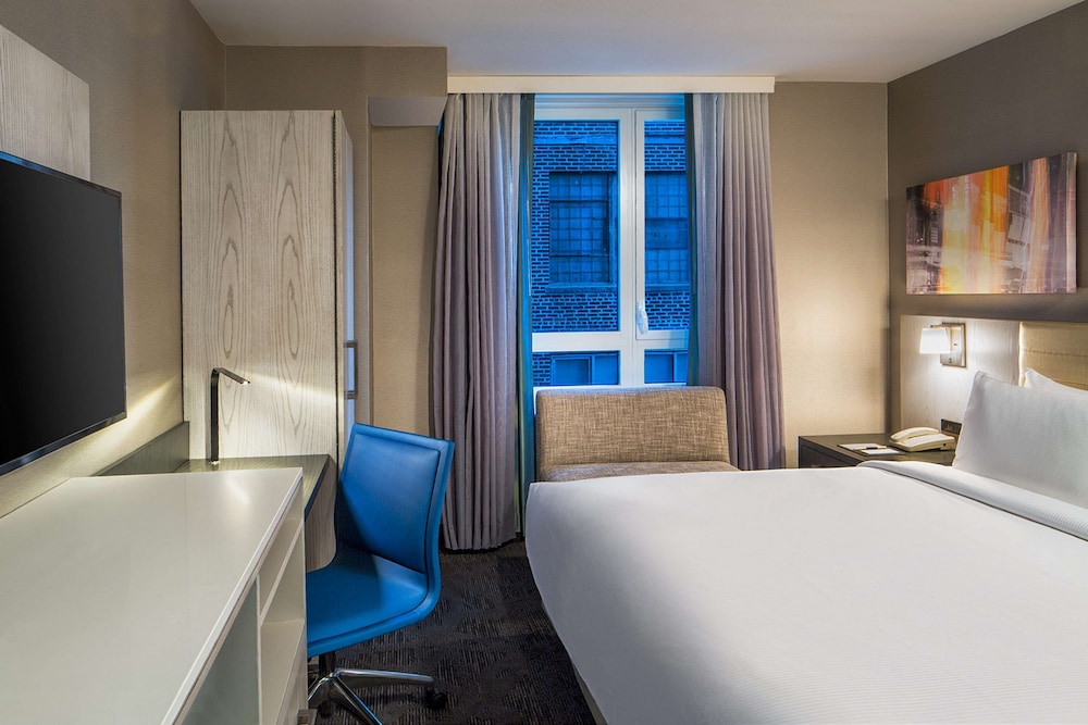 DoubleTree by Hilton Hotel New York Times Square West 16/63