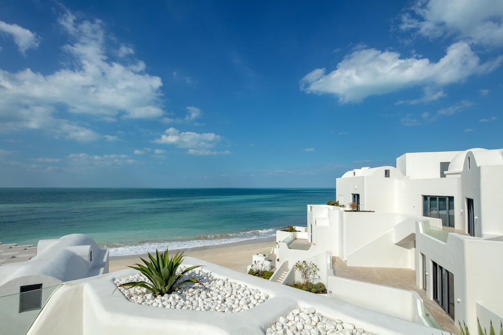 Anantara Retreat Santorini Abu Dhabi - Adults Only 65/71