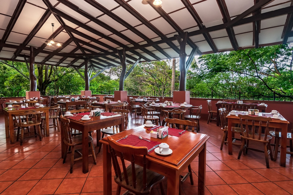 Hacienda Guachipelin Hotel 53/71