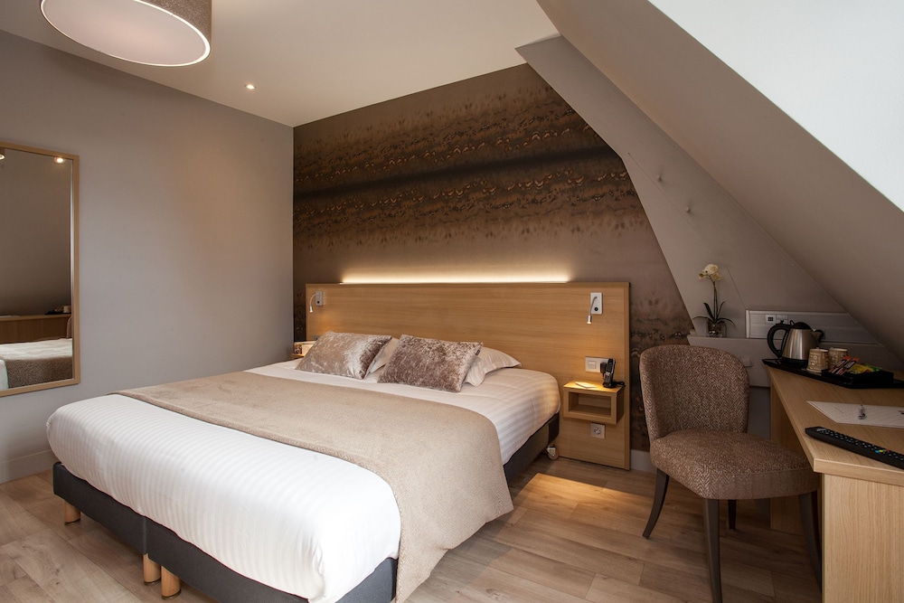 Hotel La Hoirie 14/49