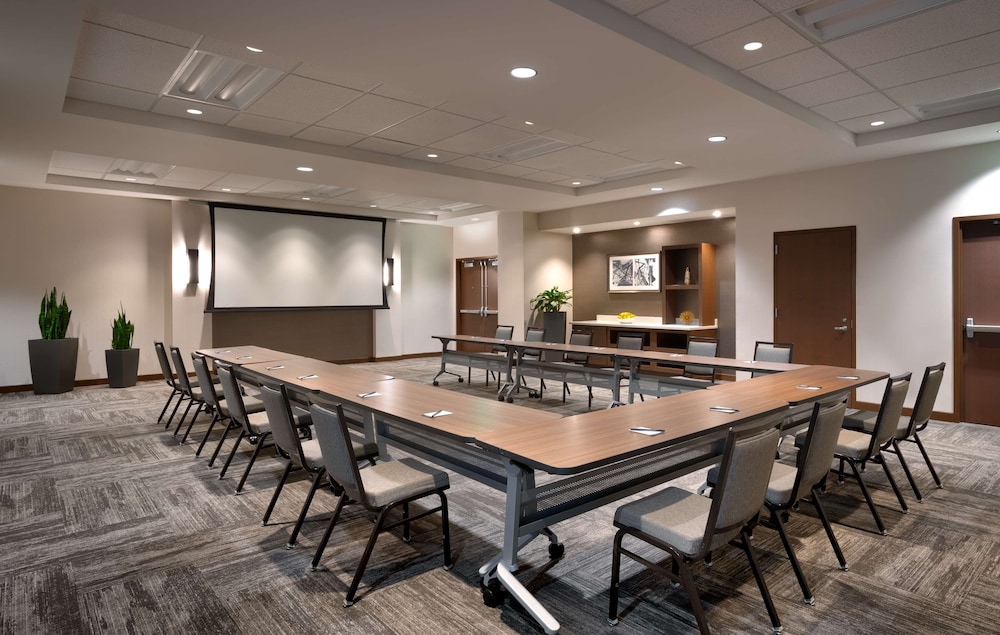 Hyatt Place Boise / Downtown 65/71