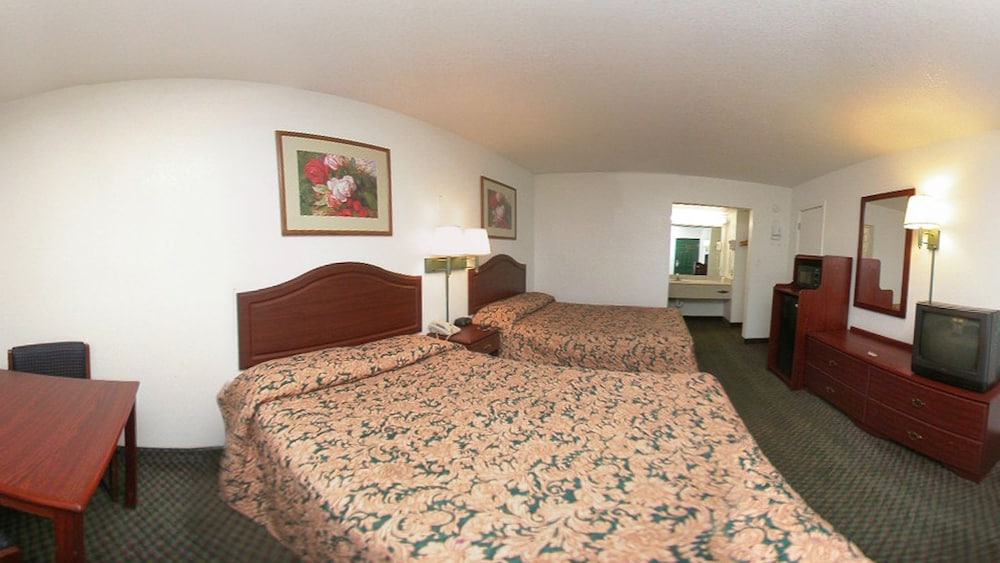 Econo Lodge Bartlesville Hwy 75 14/34