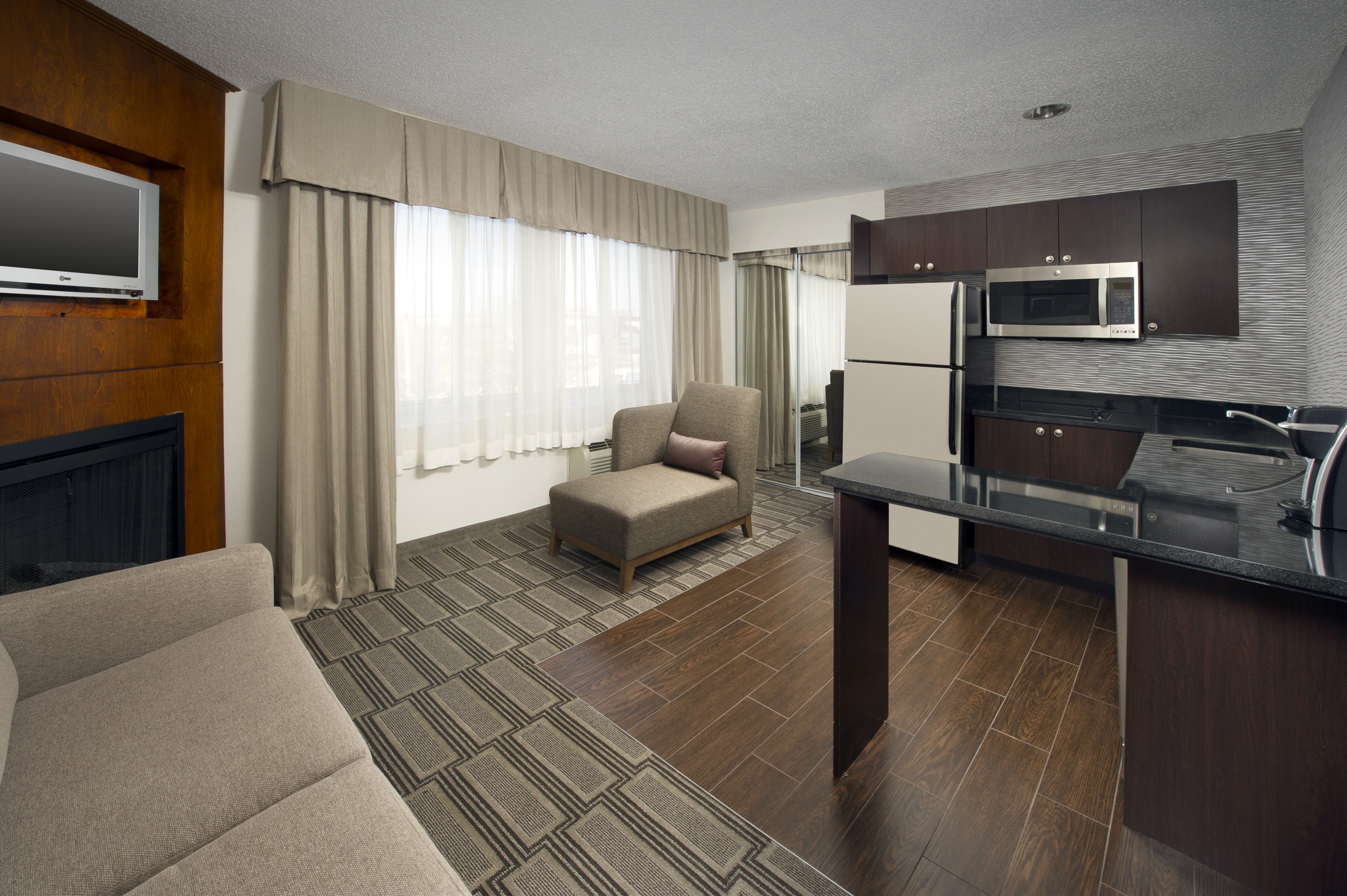 Holiday Inn Express Baltimore At the Stadiums 37/55