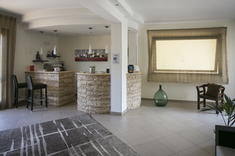 Trigrana Vacanze Hotel 3/50