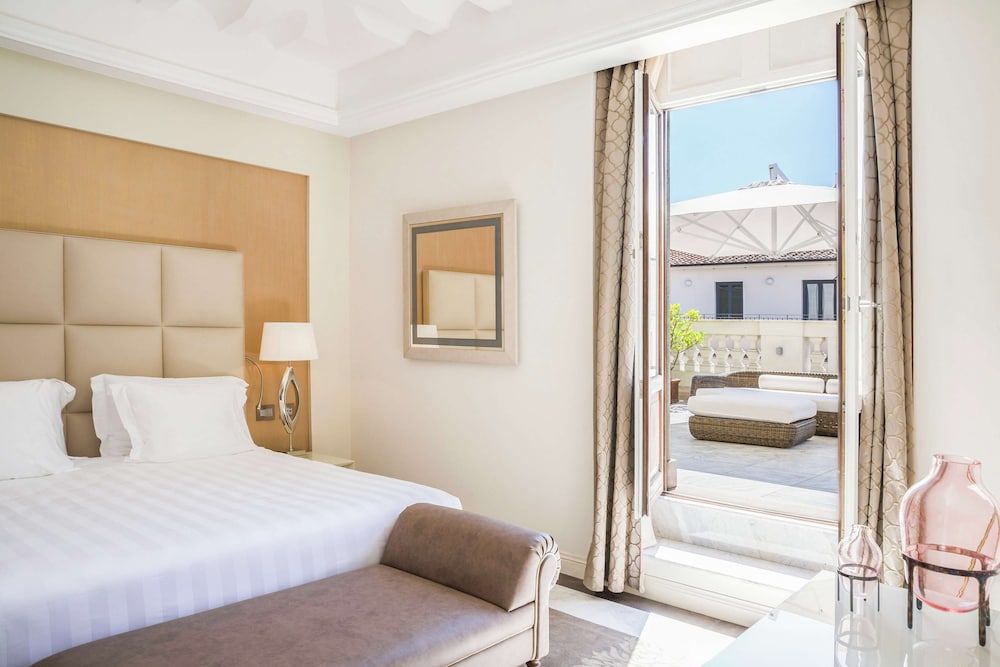 Aleph Rome Hotel Curio Collection by Hilton 11/63
