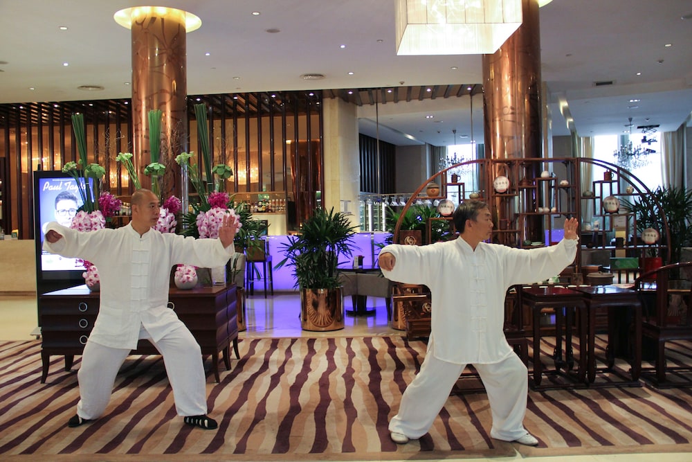 Grand Mercure Shanghai Hongqiao 63/79