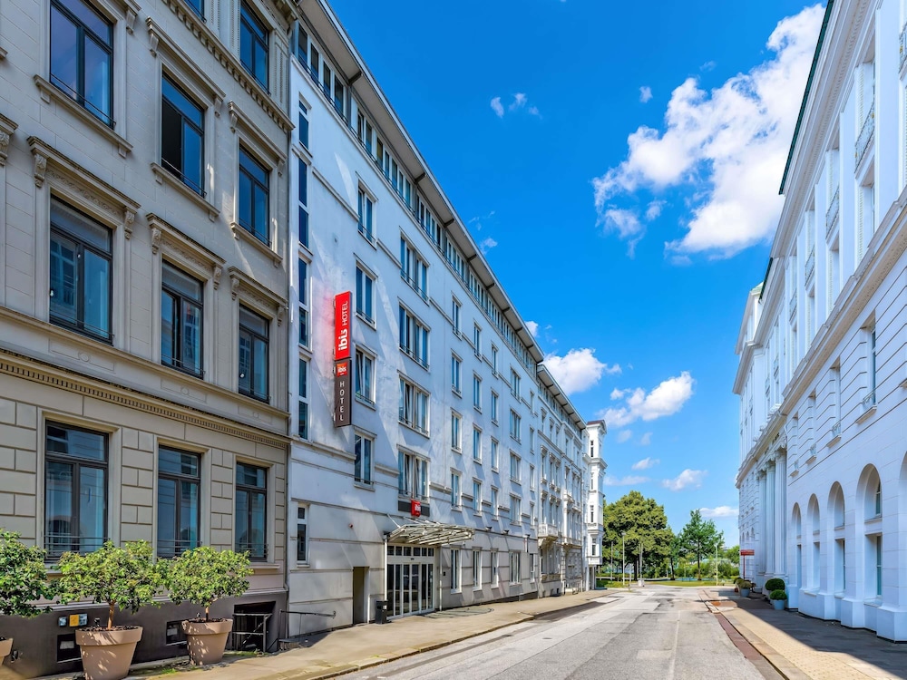 Ibis Hamburg Alster Centrum 31/43