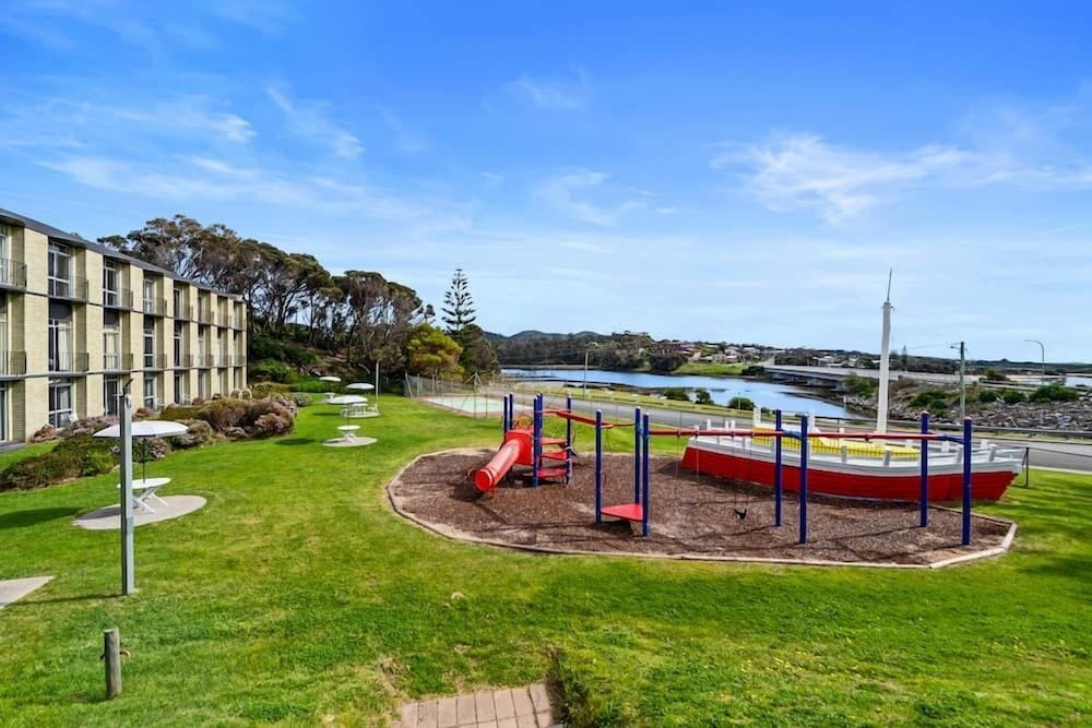 Scamander Beach Resort Hotel 31/49