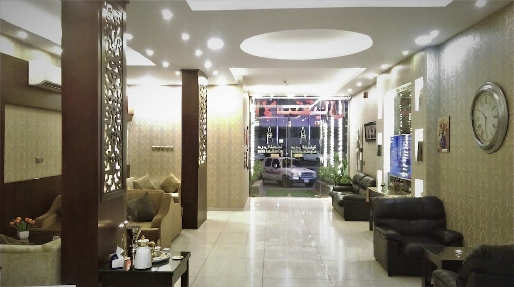عروس الفيصلية للوحدات السكنية المفروشة(Aros Alfaisaliah Furnished Units) 53/73