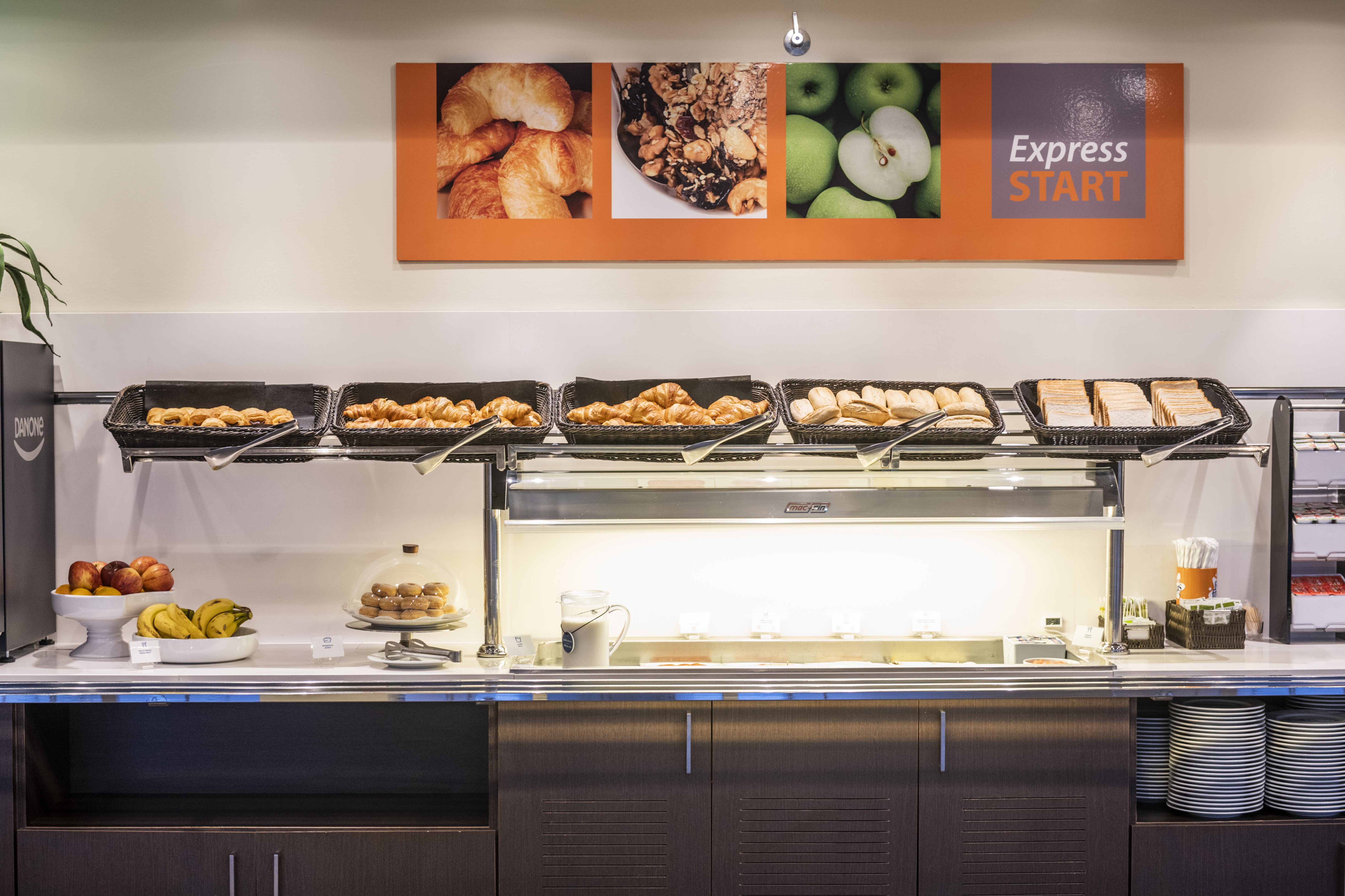 Holiday Inn Express Sant Cugat 42/60