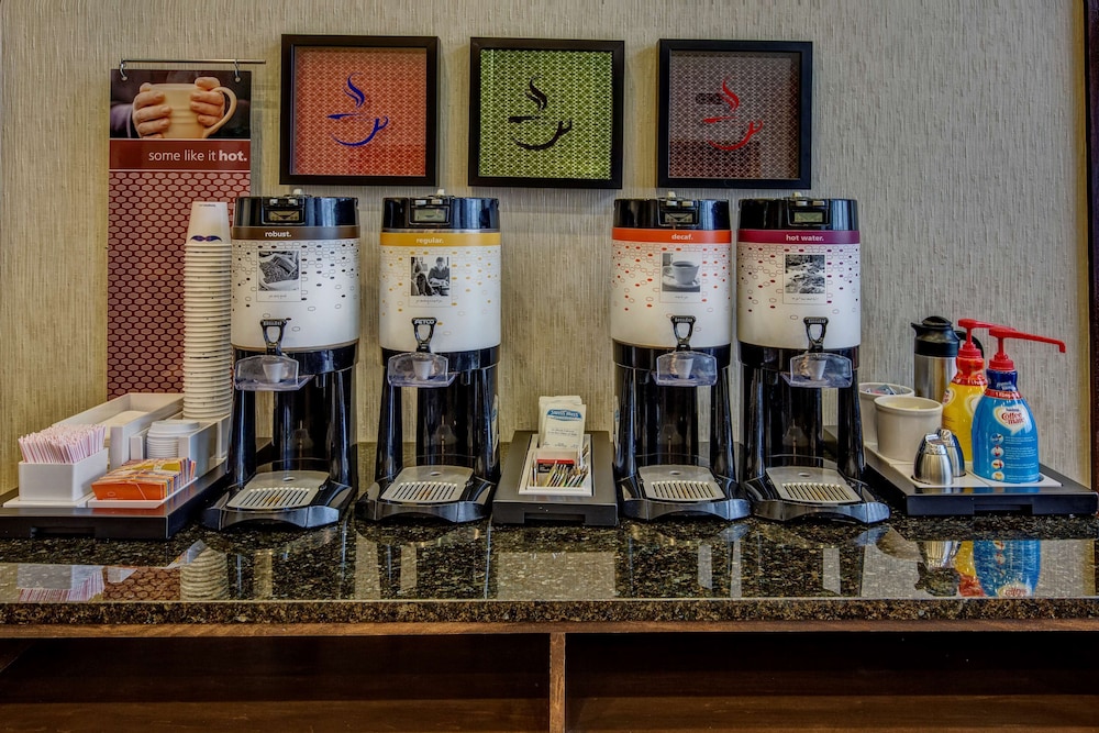 Hampton Inn Suites Clermont 33/41