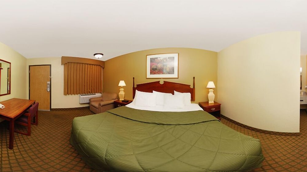 Ocotillo Apartments & Hotel 9/40