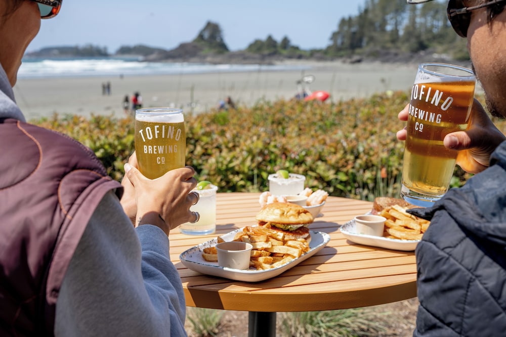 Long Beach Lodge Resort 55/72