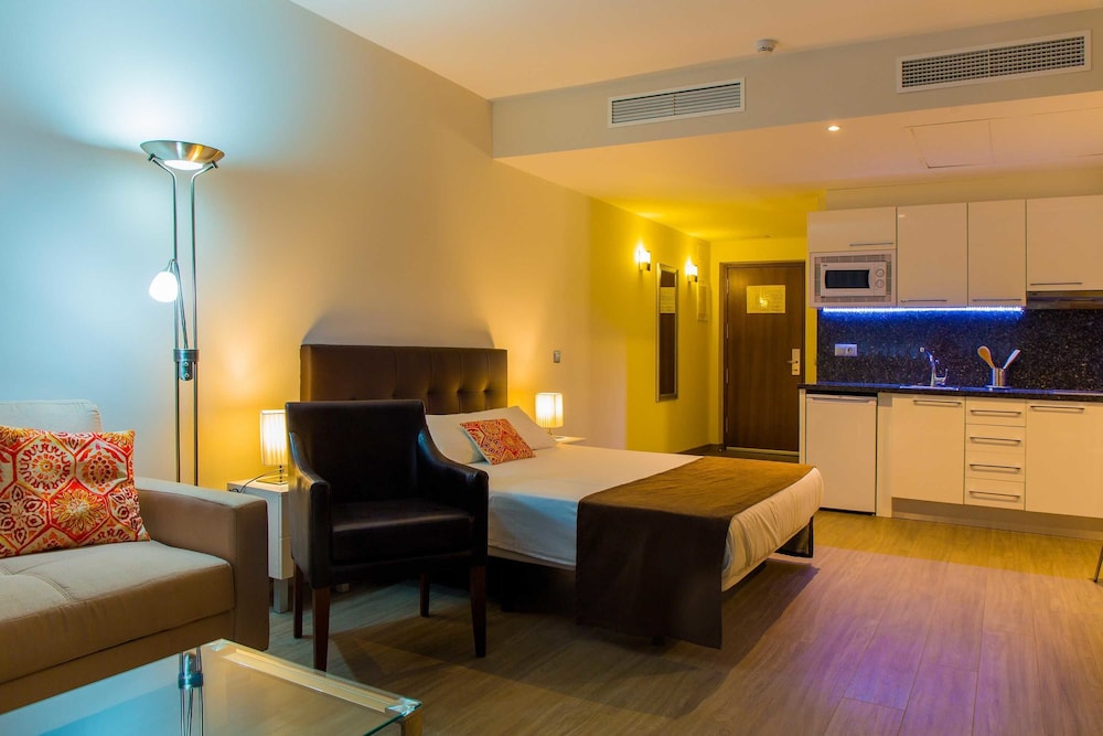 BLUESEA Dimona Suites 32/75