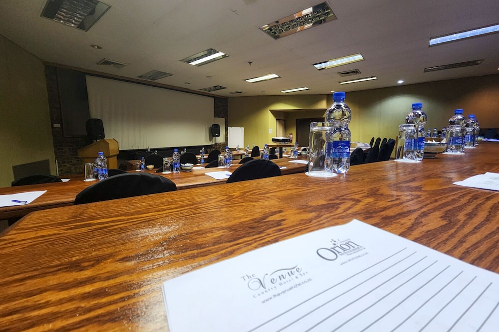 The Venue Country Hotel 46/62