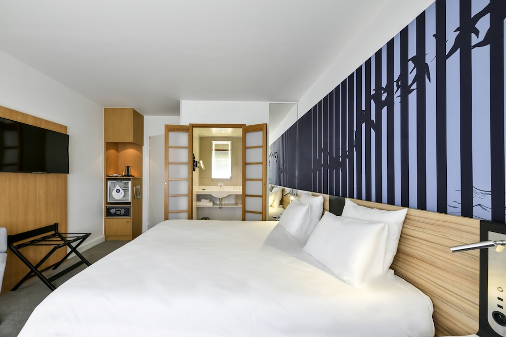 STANDARD, DOUBLE BED