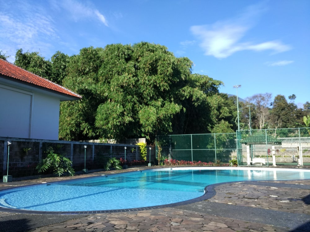 Bumi Ciherang Hotel 17/18