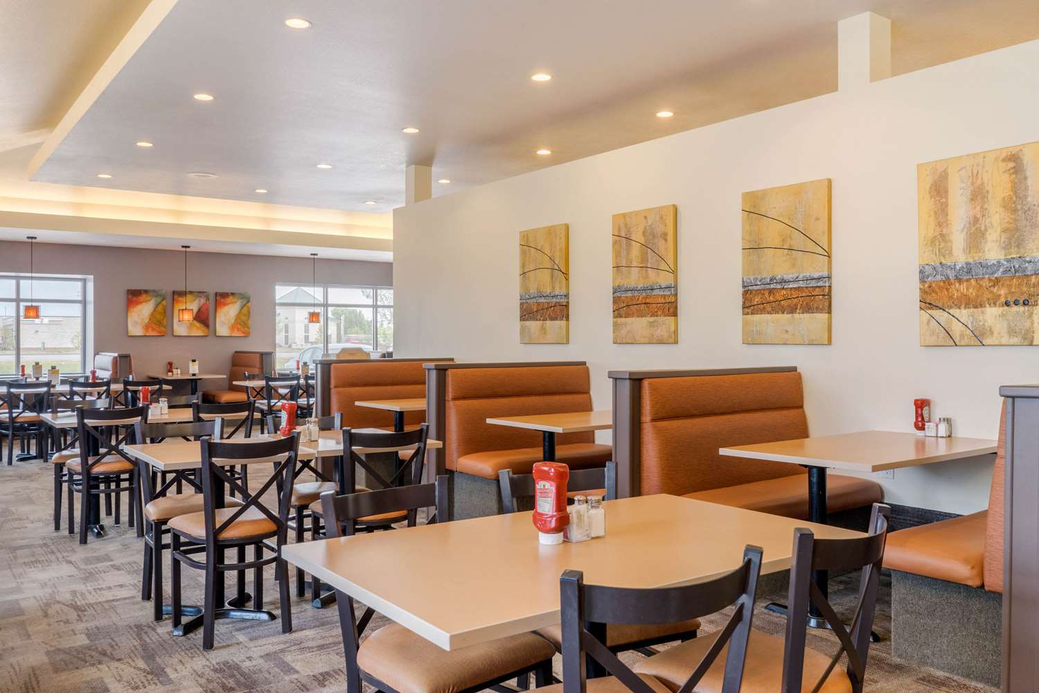 Quality Inn & Suites Winkler, MB 9/19