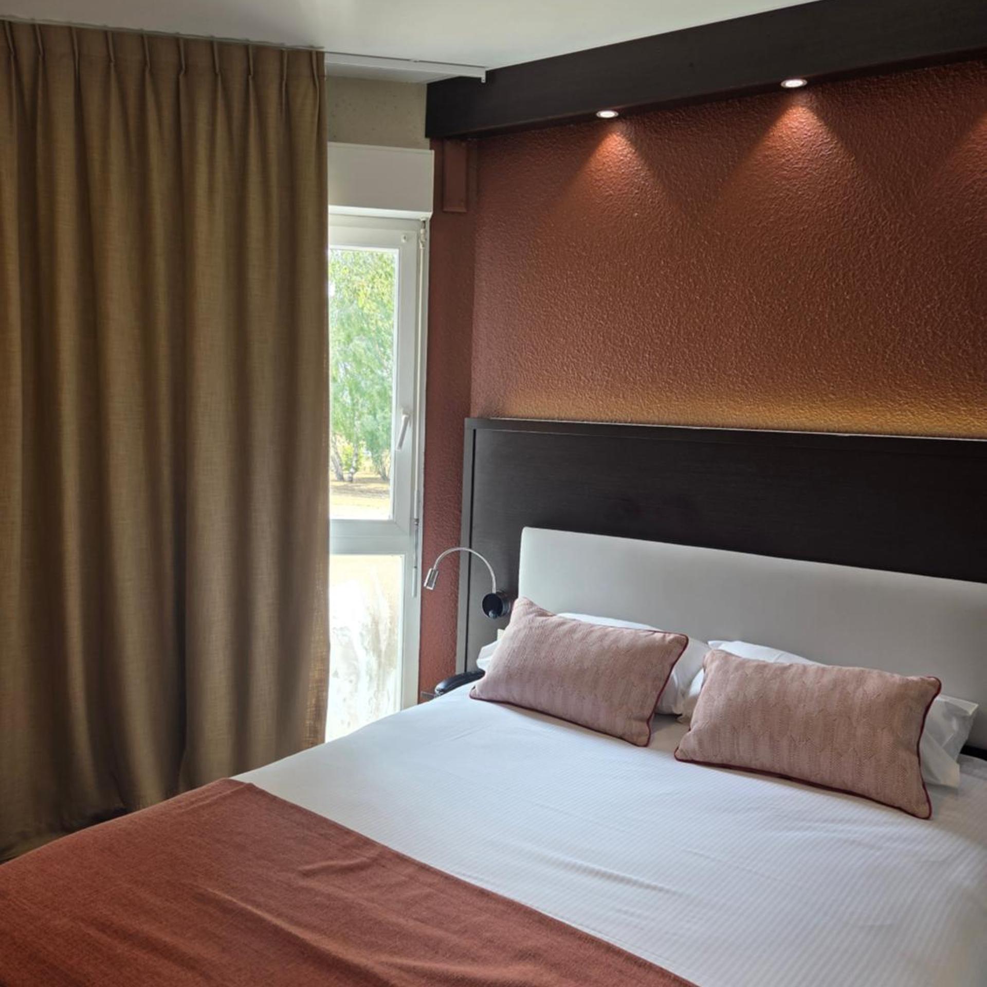 HOTEL LES PORTES D'APCHER 7/37