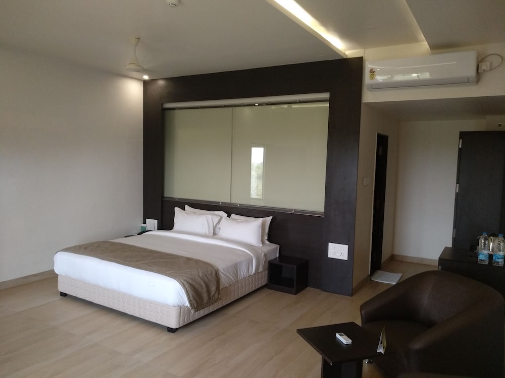 The Fern Residency Parbhani Maharashtra 25/59
