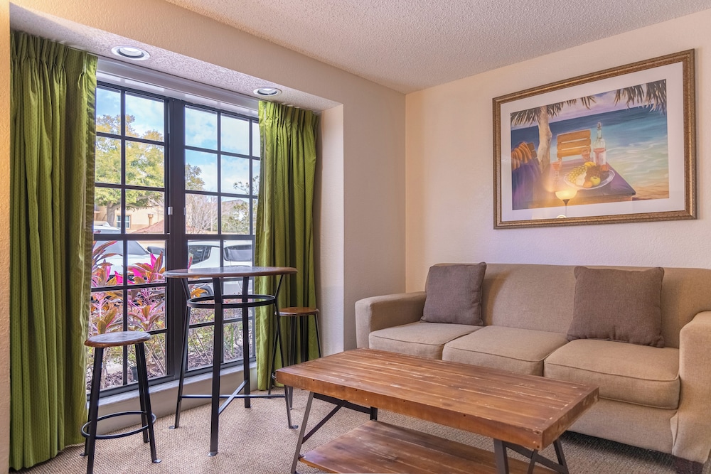 Legacy Vacation Resorts - Orlando Lake - Buena Vista 27/49