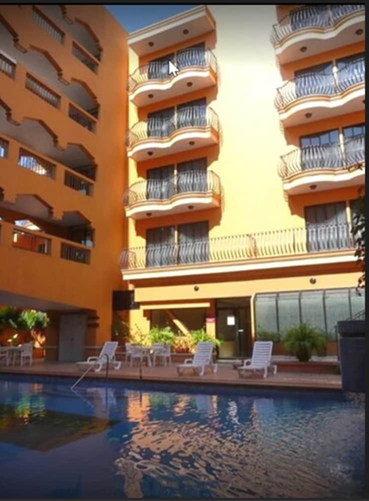 Grand Royal Tampico 51/58