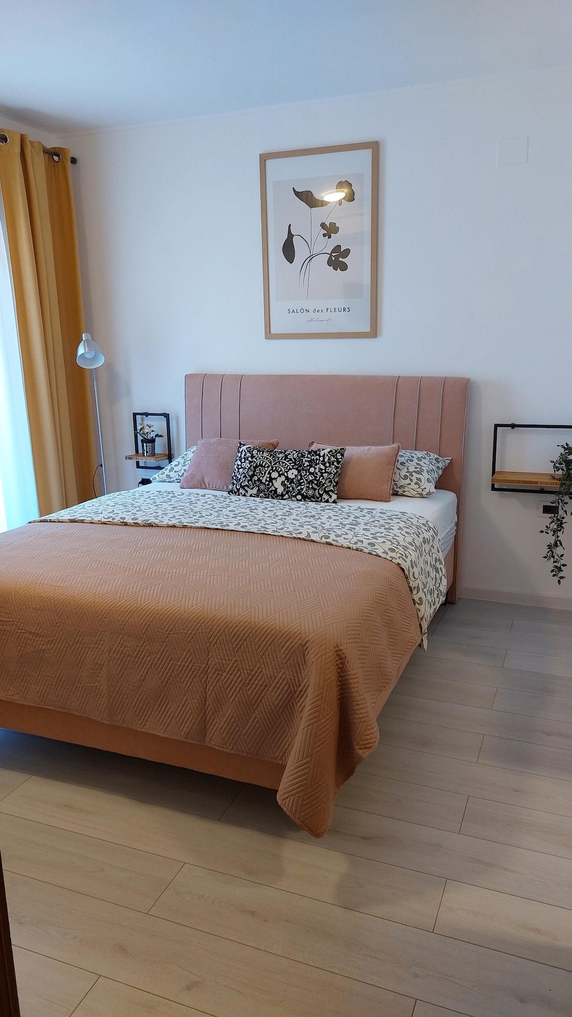 ROOM, DOUBLE BED, BALCONY