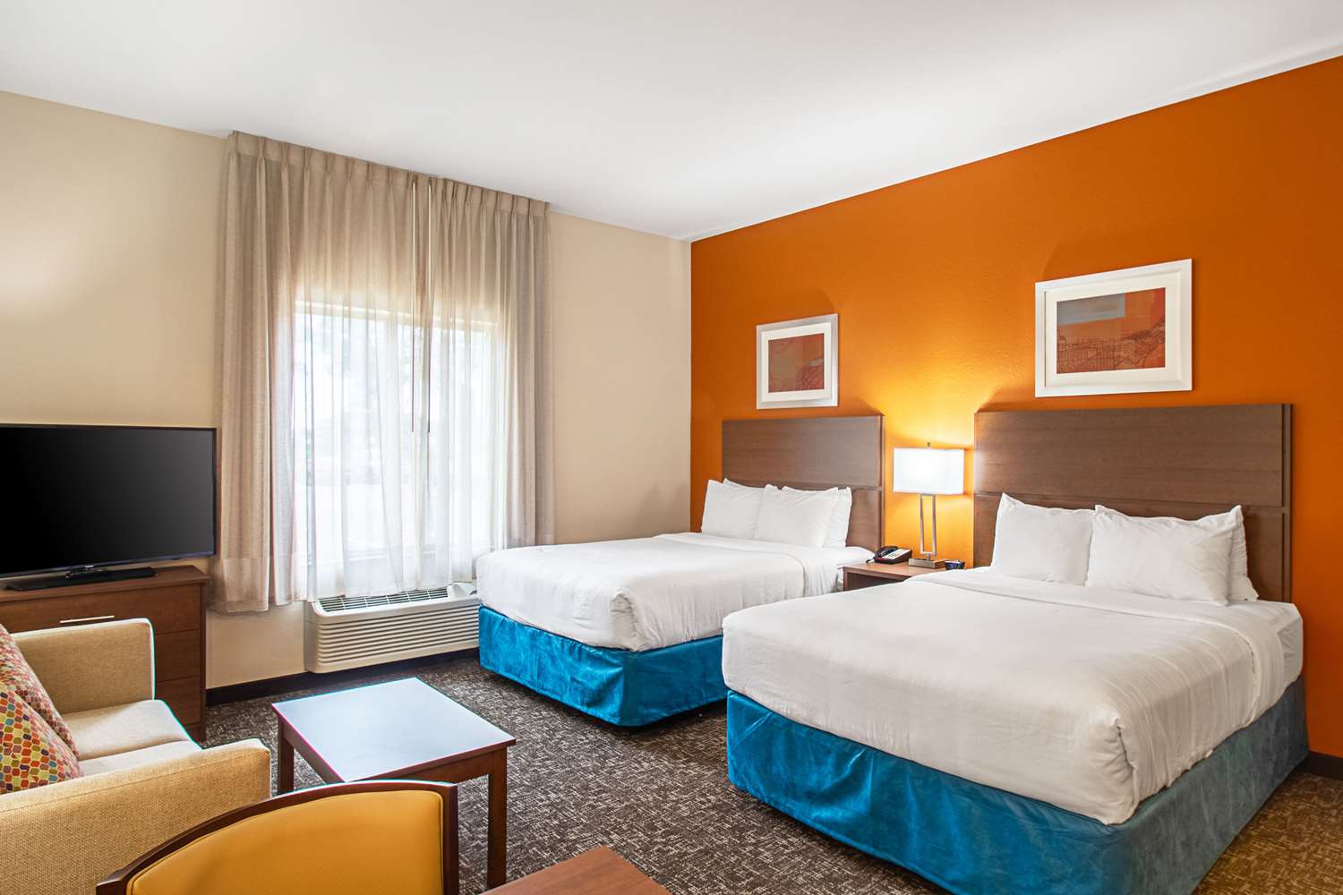 SUITE, 2 QUEEN BEDS