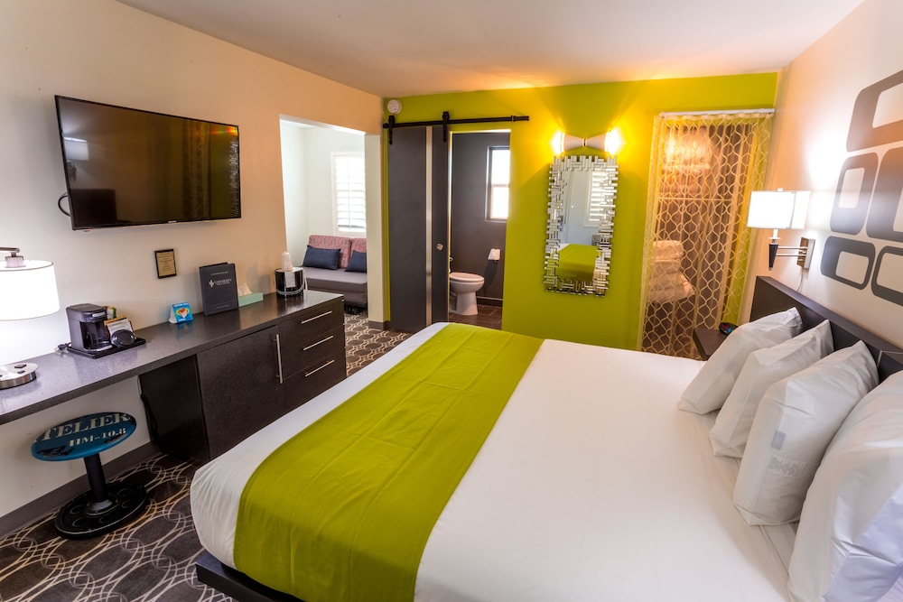 University Inn Tempe 18/45