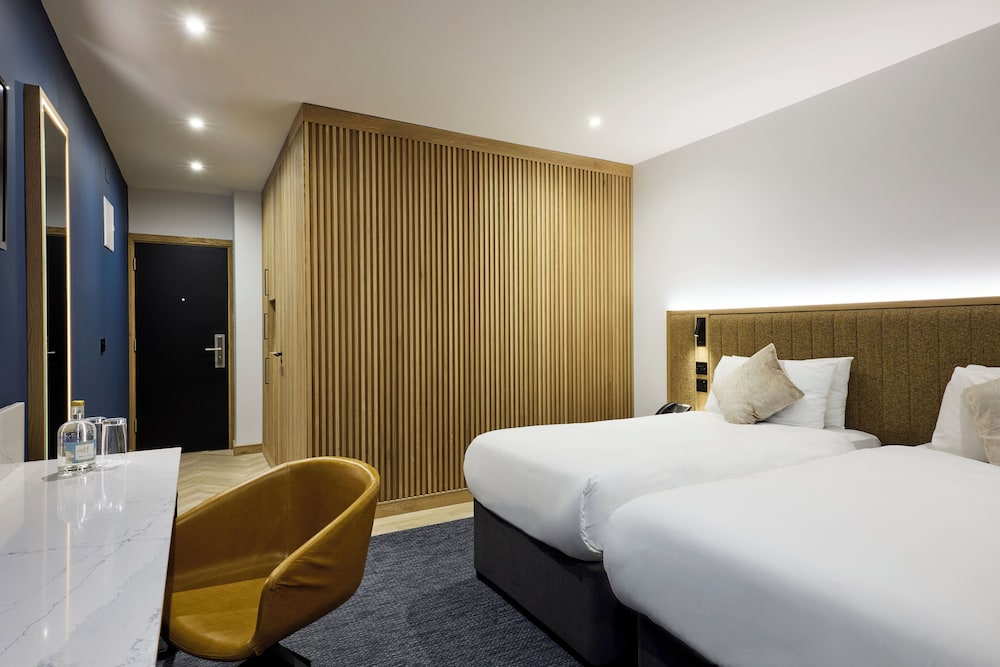 SUPERIOR, TWIN BEDS