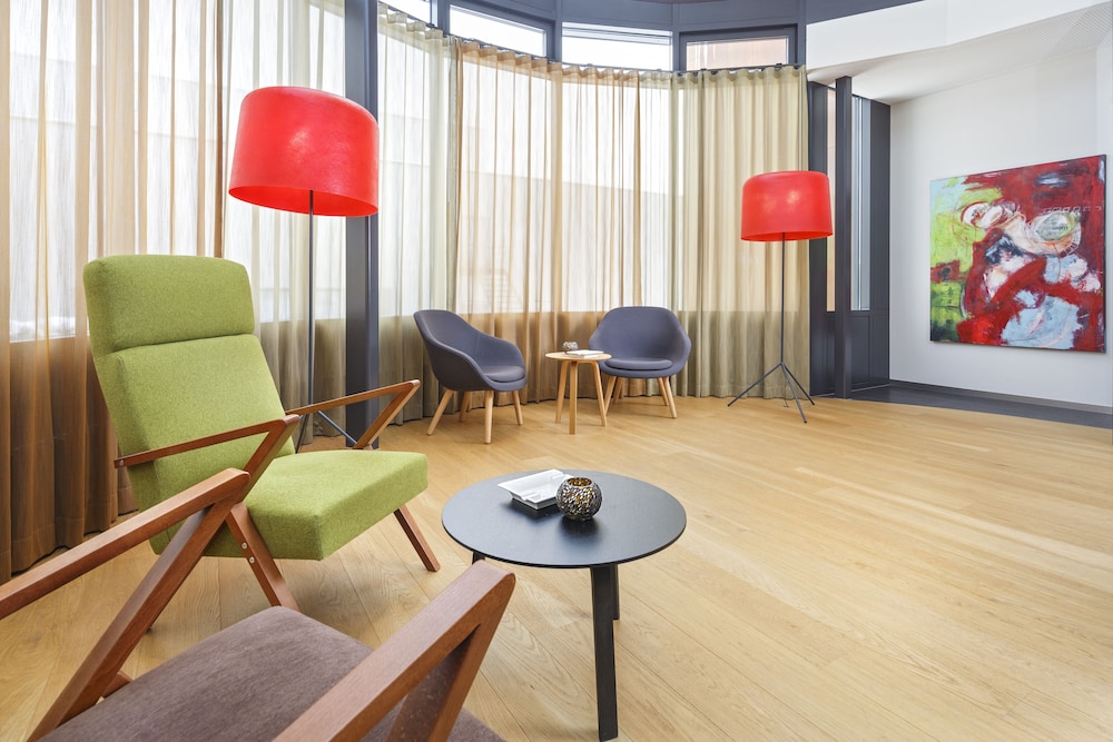 NEWSTAR SWISS QUALITY HOTEL 16/31
