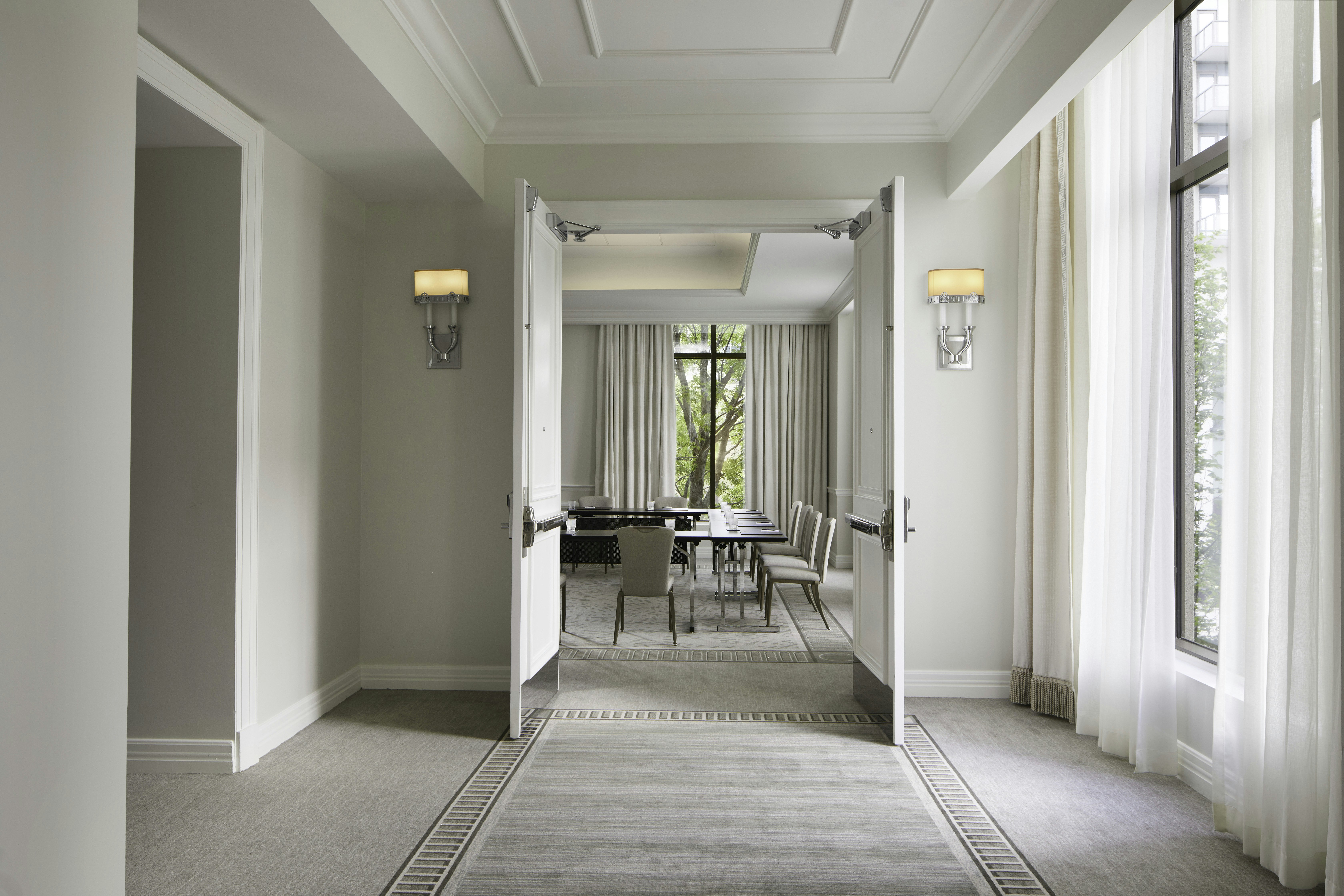 Waldorf Astoria Atlanta Buckhead 34/80